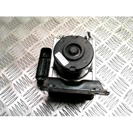 Bloc ABS (freins anti-blocage) TOYOTA YARIS 2 PHASE 2 d’occasion