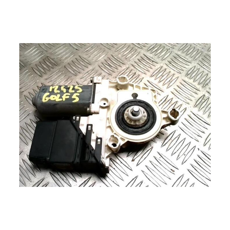 Moteur leve vitre arriere droit VOLKSWAGEN GOLF 5 d’occasion