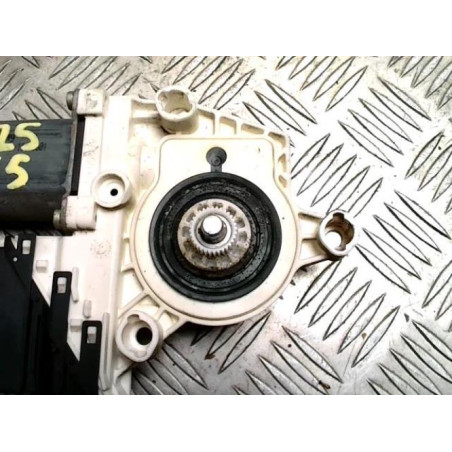 Moteur leve vitre arriere droit VOLKSWAGEN GOLF 5 d’occasion