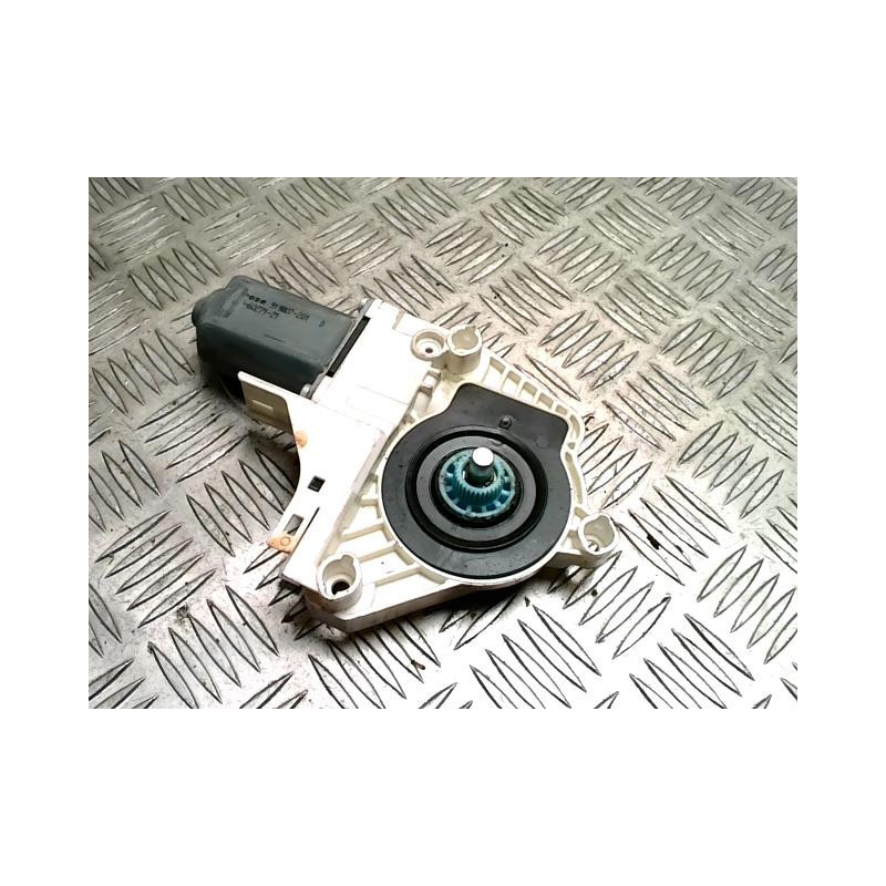 Moteur leve vitre avant droit AUDI A6 4 PHASE 1 d’occasion