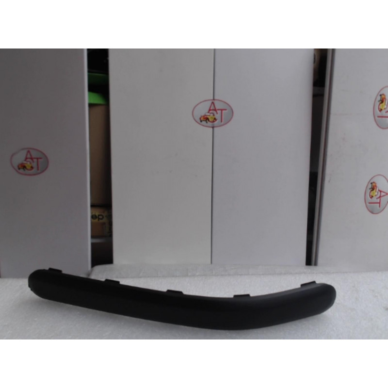 Moulure de pare choc arriere FORD FUSION PHASE 1 d’occasion