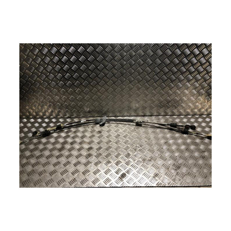 Cable levier de vitesses FORD FOCUS 3 PHASE 1 d’occasion