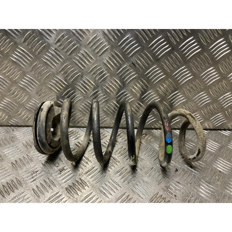 Ressort de suspension arriere DACIA DUSTER 2 PHASE 1 d’occasion