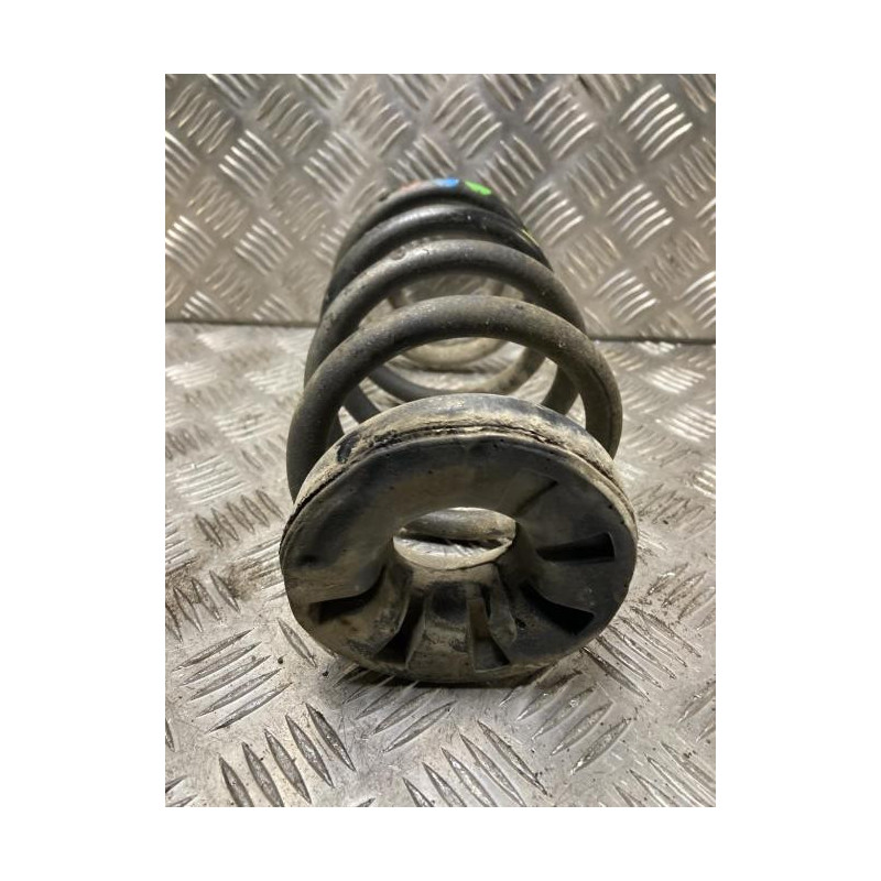 Ressort de suspension arriere DACIA DUSTER 2 PHASE 1 d’occasion