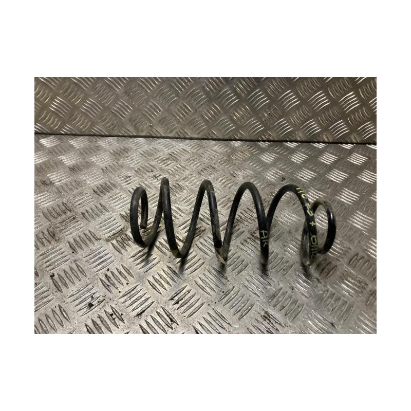 Ressort de suspension arriere SUZUKI BALENO 2 d’occasion