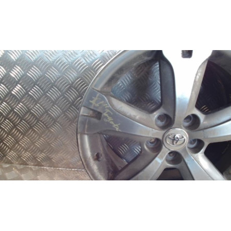 Jante TOYOTA URBAN CRUISER d’occasion