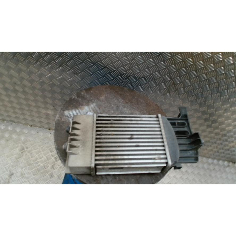 Echangeur air (Intercooler) TOYOTA URBAN CRUISER d’occasion