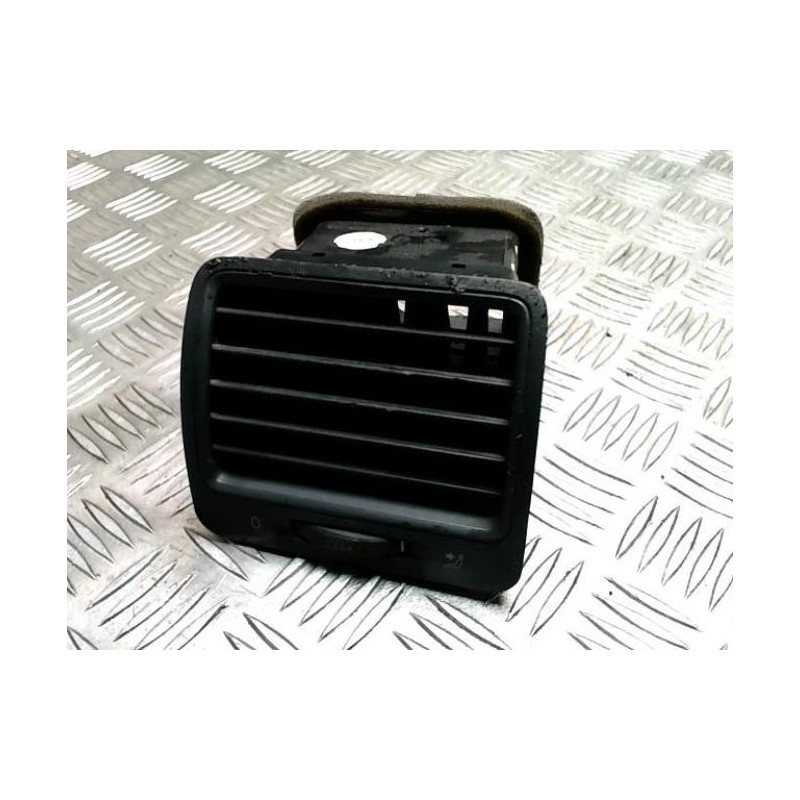 Aerateur tableau de bord avant gauche VOLKSWAGEN GOLF 5 d’occasion