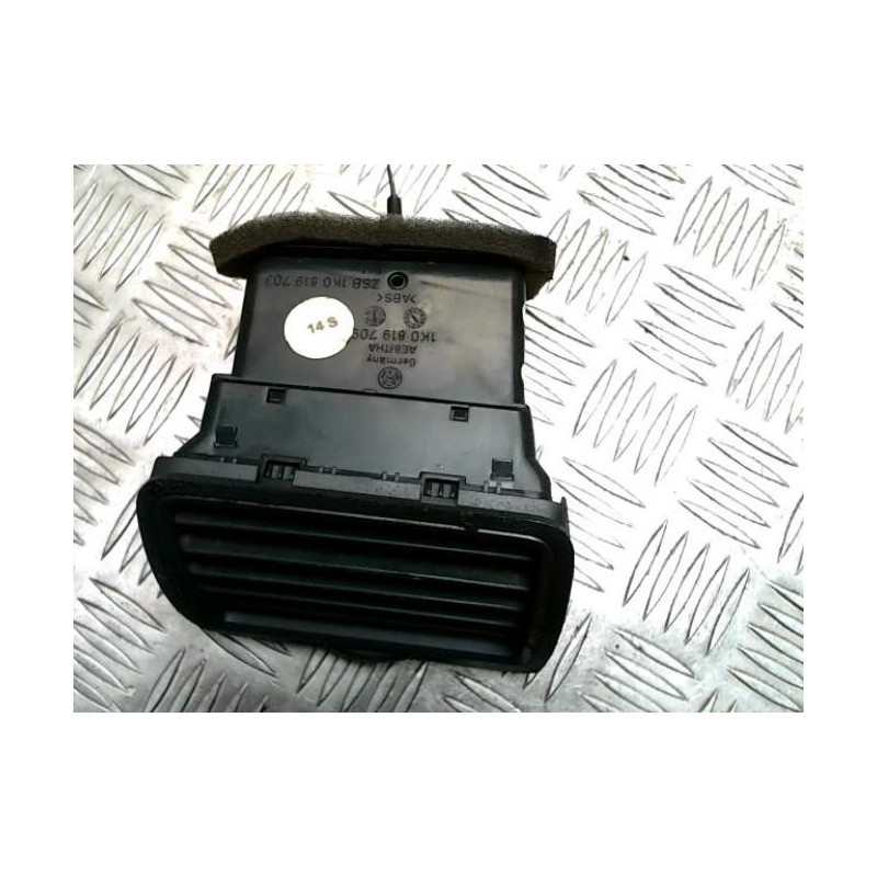 Aerateur tableau de bord avant gauche VOLKSWAGEN GOLF 5 d’occasion