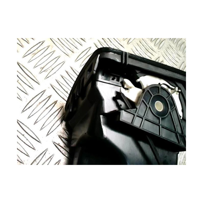 Aerateur tableau de bord avant gauche VOLKSWAGEN GOLF 5 d’occasion
