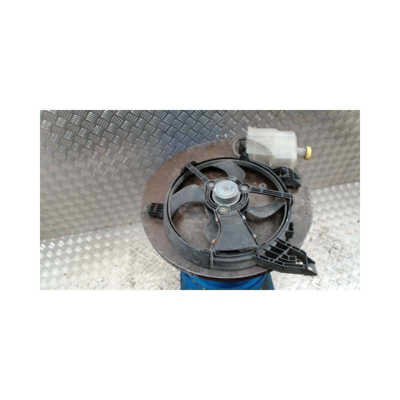 Moto ventilateur radiateur NISSAN MICRA 3 PHASE 1 d’occasion