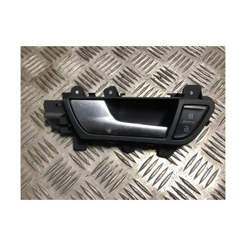 Poignee interieur avant gauche AUDI A4 3 ALLROAD BREAK d’occasion