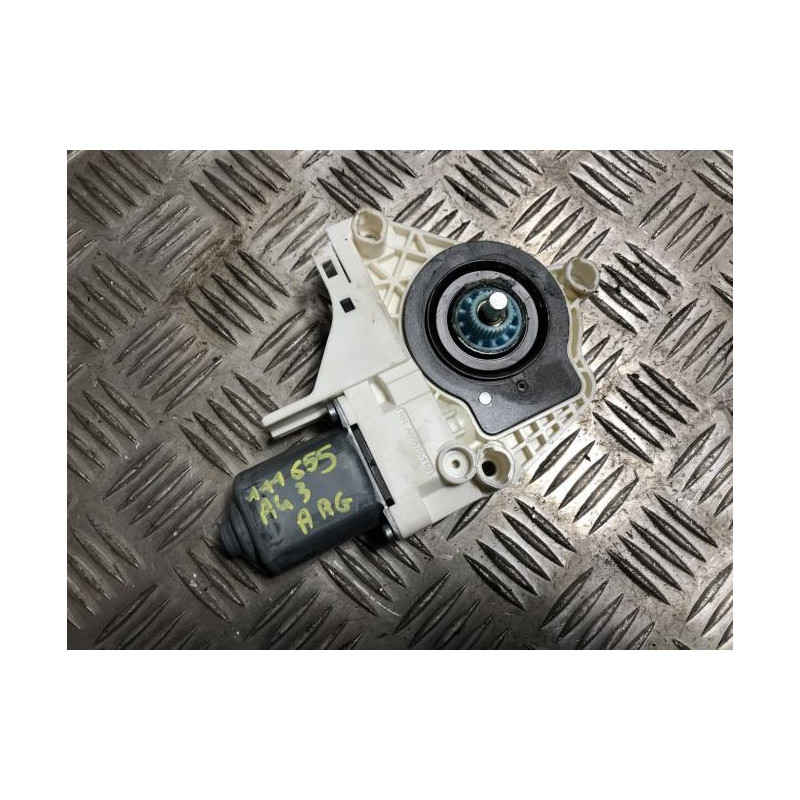 Moteur leve vitre arriere gauche AUDI A4 3 ALLROAD BREAK d’occasion