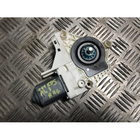 Moteur leve vitre arriere gauche AUDI A4 3 ALLROAD BREAK d’occasion