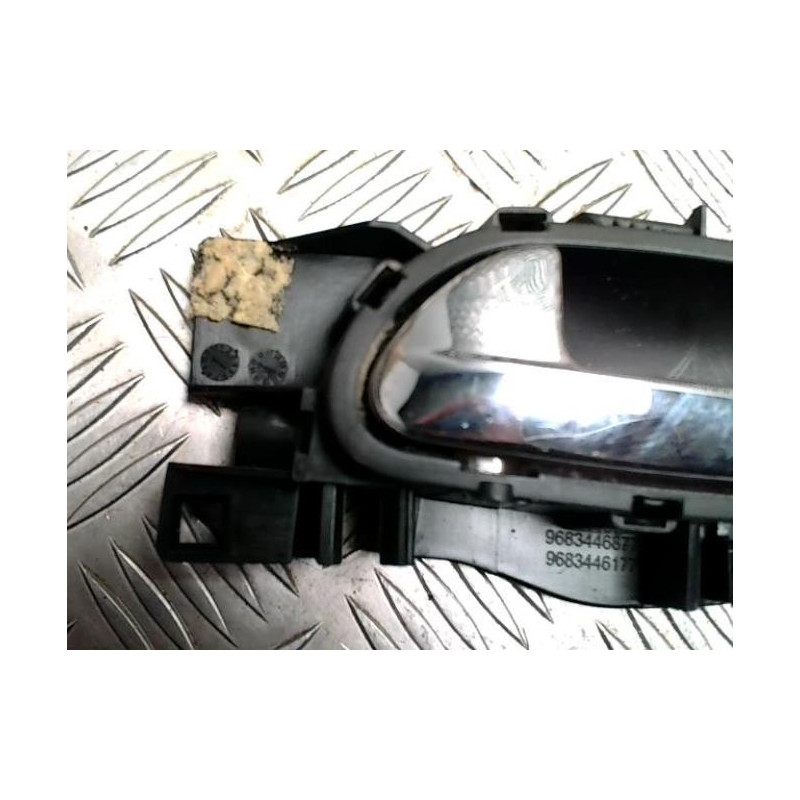 Poignee interieur avant gauche CITROEN C3 PICASSO PHASE 1 d’occasion