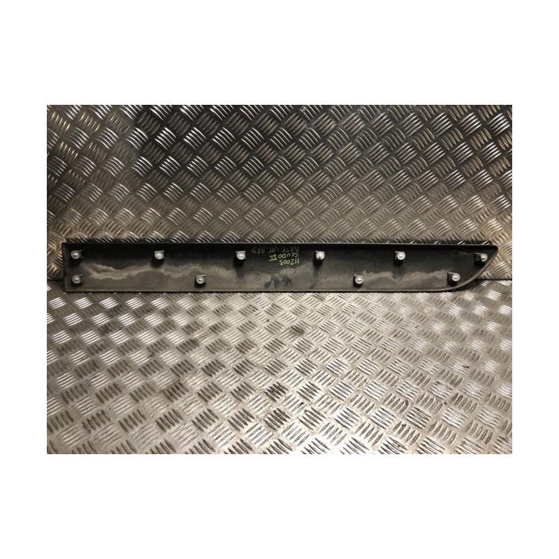 Baguette de porte arriere droite FIAT SCUDO 2 d’occasion