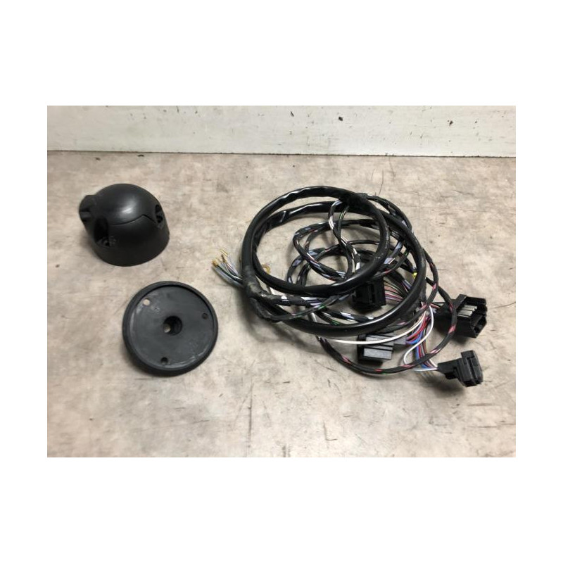 Faisceau d'attelage RENAULT BERLINE d’occasion