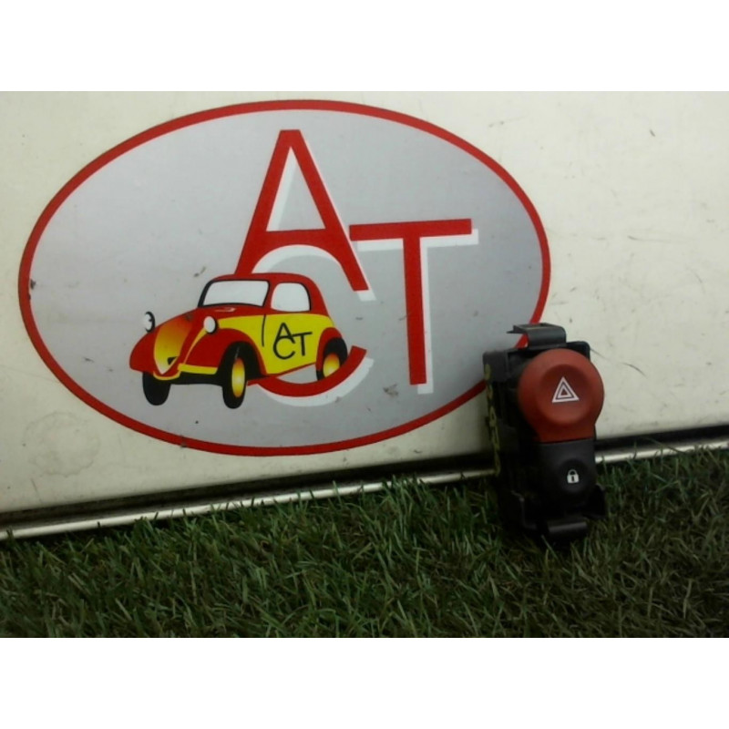 Bouton de warning RENAULT KANGOO II d’occasion