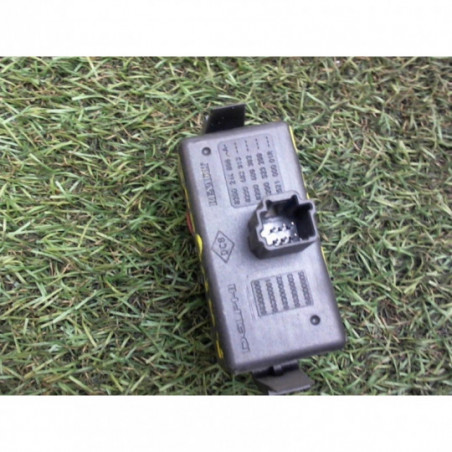 Bouton de warning RENAULT KANGOO II d’occasion