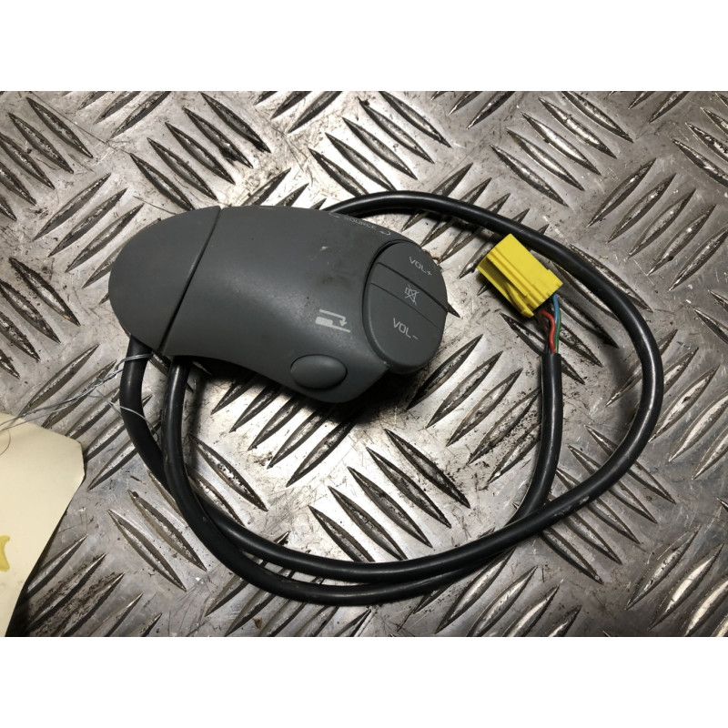 Commande autoradio RENAULT TWINGO 1 PHASE 3 d’occasion