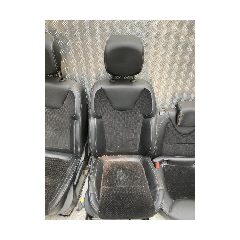 Interieur complet RENAULT CLIO 4 PHASE 2 d’occasion