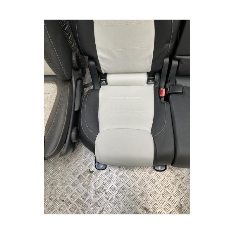 Interieur complet MERCEDES CLASSE GLB 247 d’occasion