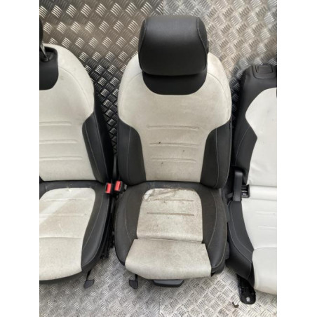 Interieur complet MERCEDES CLASSE GLB 247 d’occasion