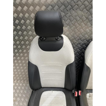 Interieur complet MERCEDES CLASSE GLB 247 d’occasion