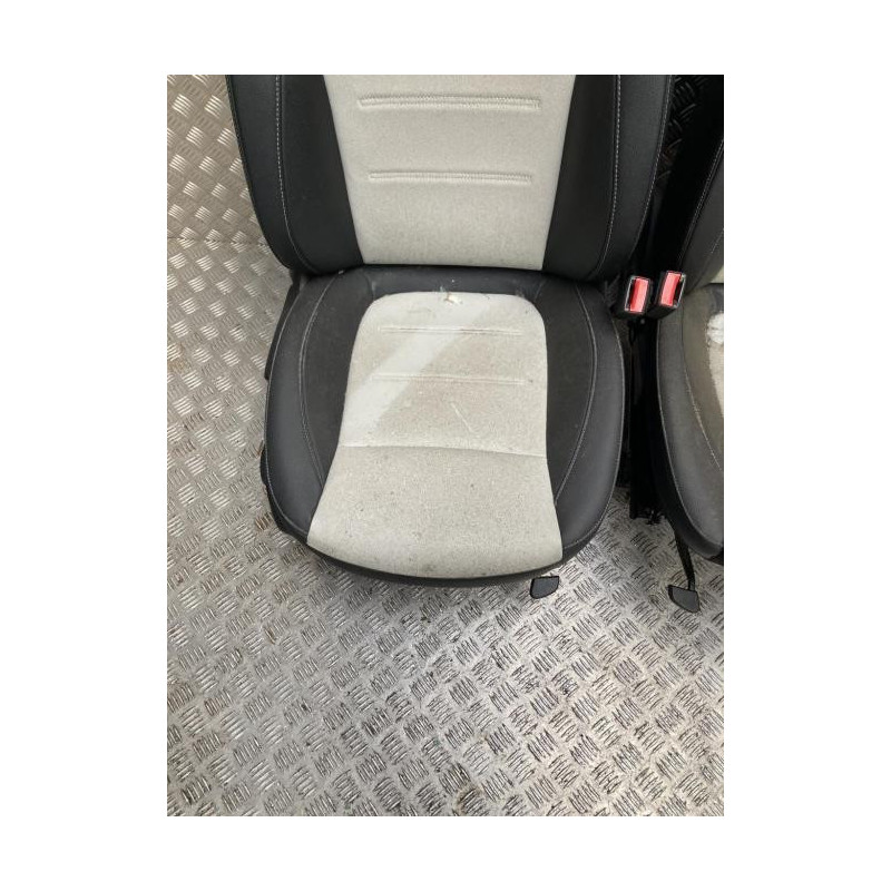 Interieur complet MERCEDES CLASSE GLB 247 d’occasion
