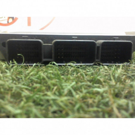 Calculateur moteur RENAULT SCENIC II PHASE 1 d’occasion