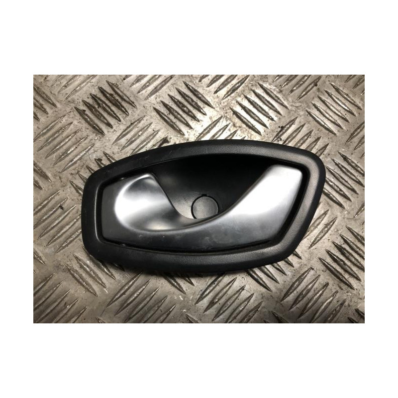 Poignee interieur arriere gauche RENAULT CLIO 4 PHASE 2 d’occasion