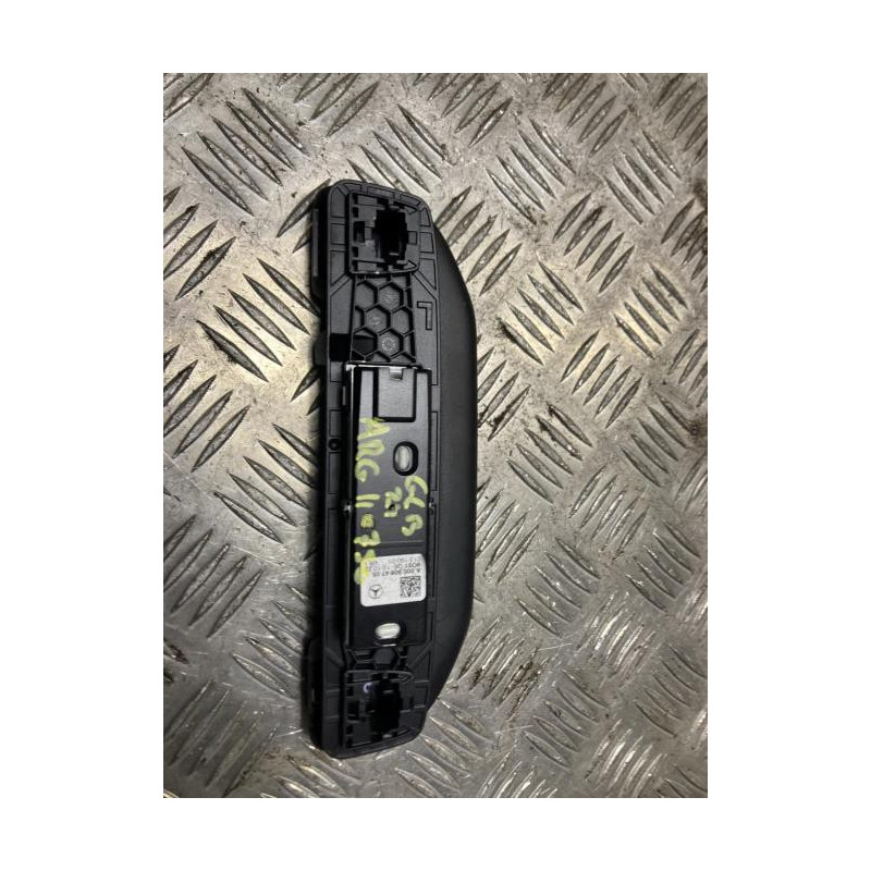 Poignee de maintien arriere gauche VOLKSWAGEN POLO 4 PHASE 1 d’occasion