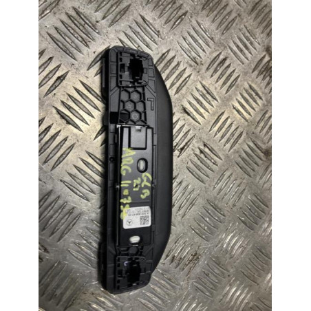 Poignee de maintien arriere gauche VOLKSWAGEN POLO 4 PHASE 1 d’occasion