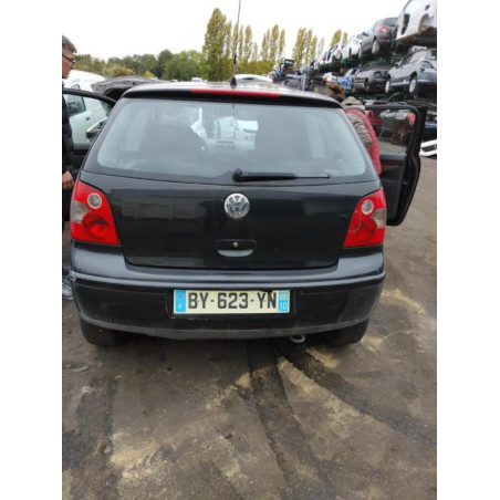 Poignee de maintien arriere gauche VOLKSWAGEN POLO 4 PHASE 1 d’occasion