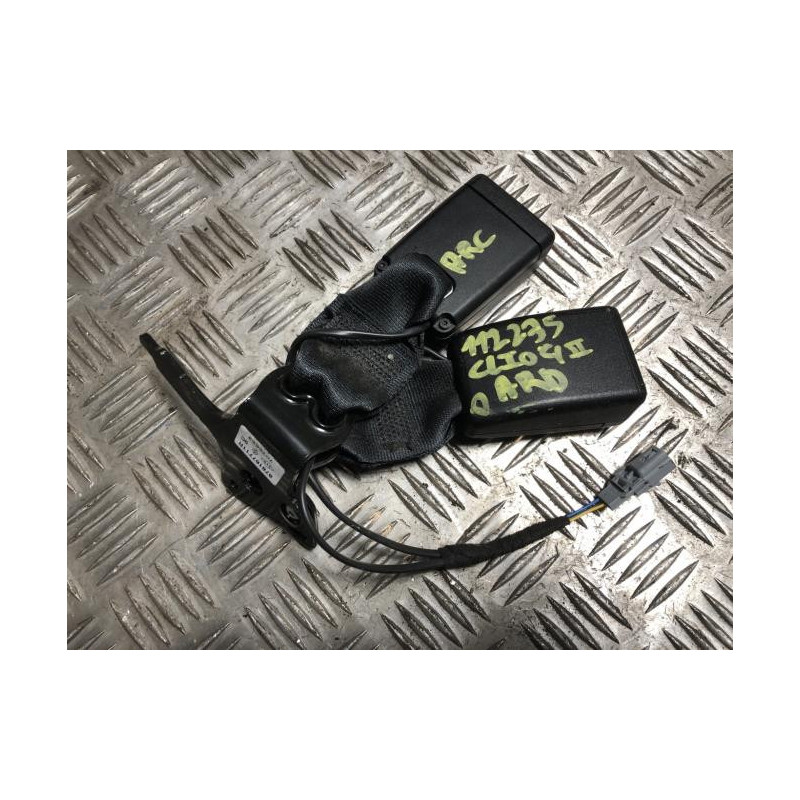 Attache ceinture arriere centrale RENAULT CLIO 4 PHASE 2 d’occasion