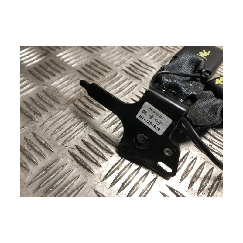 Attache ceinture arriere centrale RENAULT CLIO 4 PHASE 2 d’occasion