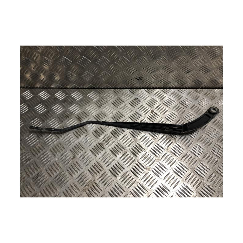 Bras essuie glace avant gauche RENAULT CLIO 4 PHASE 2 d’occasion