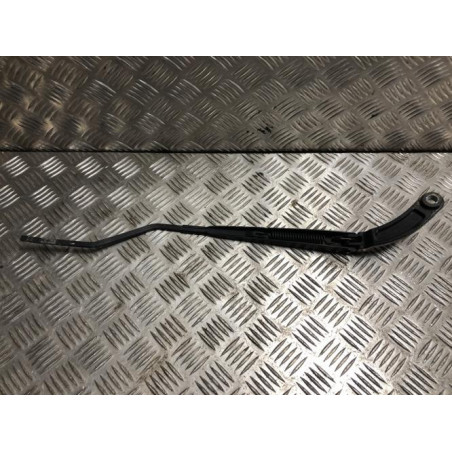 Bras essuie glace avant gauche RENAULT CLIO 4 PHASE 2 d’occasion