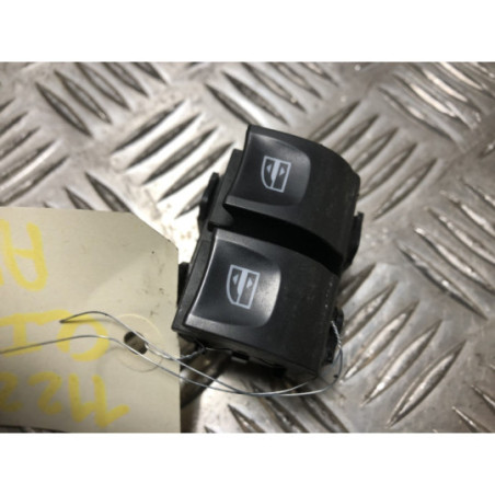 Interrupteur de leve vitre avant gauche RENAULT CLIO 4 PHASE 2 d’occasion