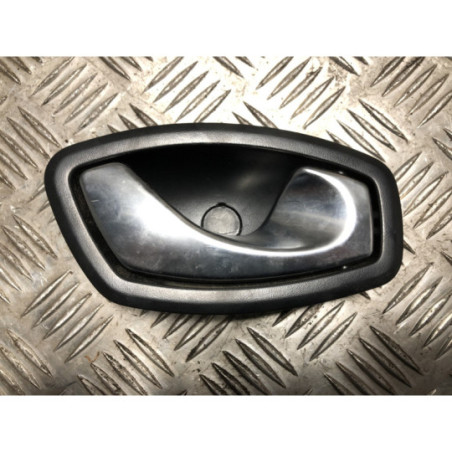 Poignee interieur arriere droit RENAULT CLIO 4 PHASE 2 d’occasion