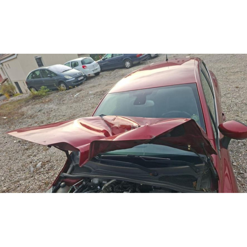 Poignee interieur arriere droit RENAULT CLIO 4 PHASE 2 d’occasion