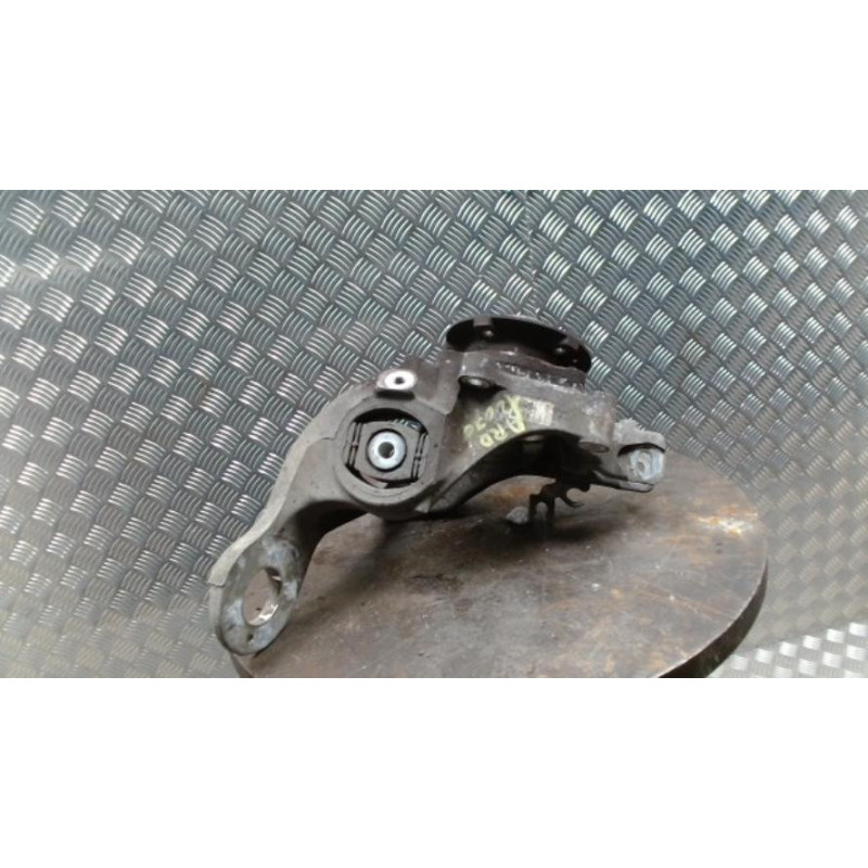 Fusee arriere droit AUDI A6 4 PHASE 1 d’occasion