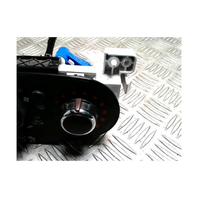 Commande chauffage DACIA DUSTER 1 PHASE 2 d’occasion