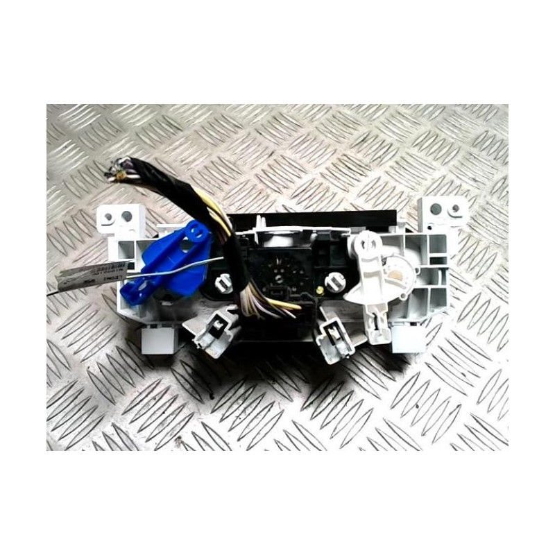 Commande chauffage DACIA DUSTER 1 PHASE 2 d’occasion