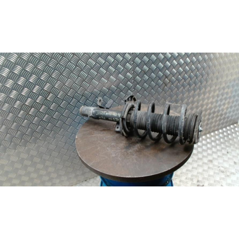 Amortisseur avant gauche FORD TRANSIT CONNECT 2 PHASE 1 d’occasion