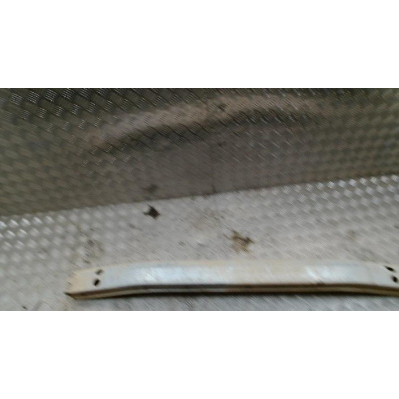 Renfort pare choc arriere (traverse) TOYOTA RAV4 3 PHASE 3 d’occasion