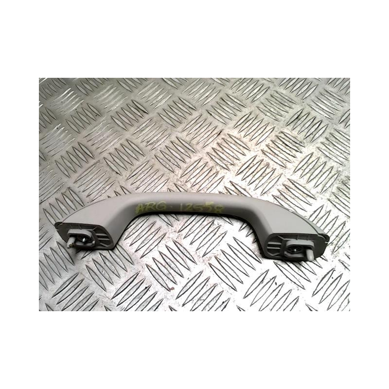 Poignee de maintien arriere gauche DACIA DUSTER 1 PHASE 2 d’occasion
