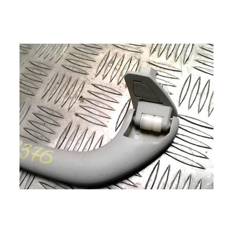 Poignee de maintien avant gauche VOLKSWAGEN TIGUAN 1 PHASE 1 d’occasion