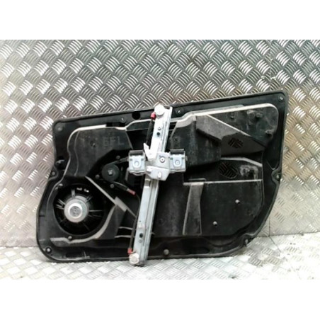 Leve vitre electrique avant gauche FORD FIESTA 6 PHASE 1 d’occasion