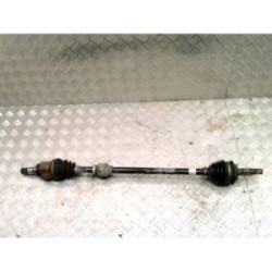 Cardan droit (transmission) TOYOTA YARIS 2 PHASE 2 d’occasion